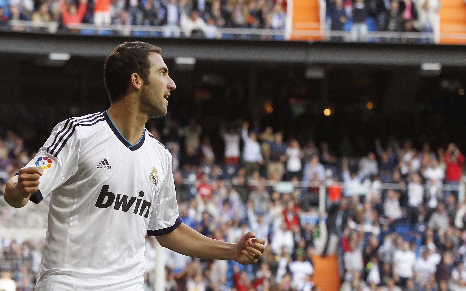 世界杯筹备进展顺利 多项基础设施提前交付，世界杯方面