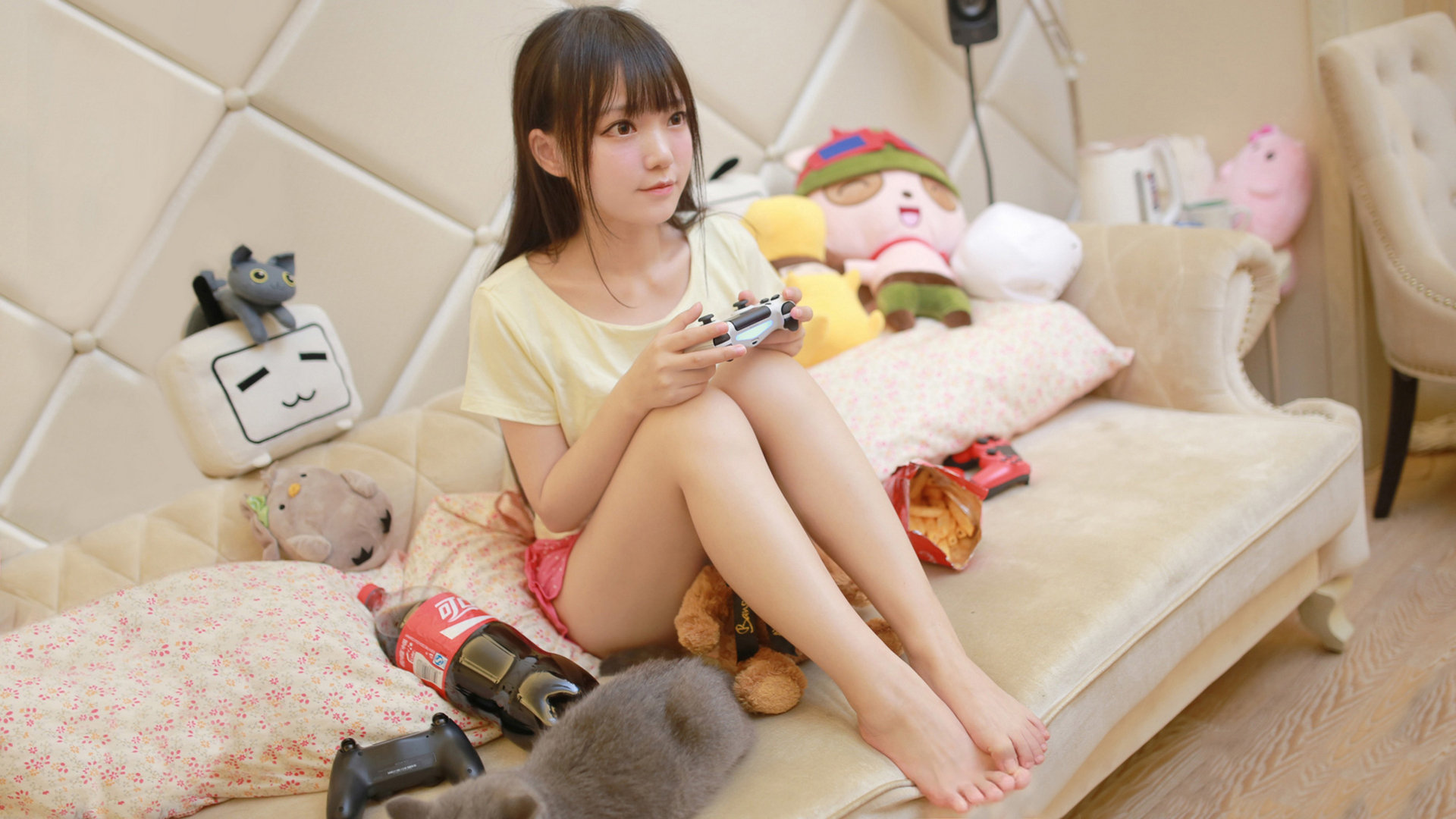 九游网页版官网-麦金托什稳步提升成绩赢得掌声，麦金托什的家具设计作品